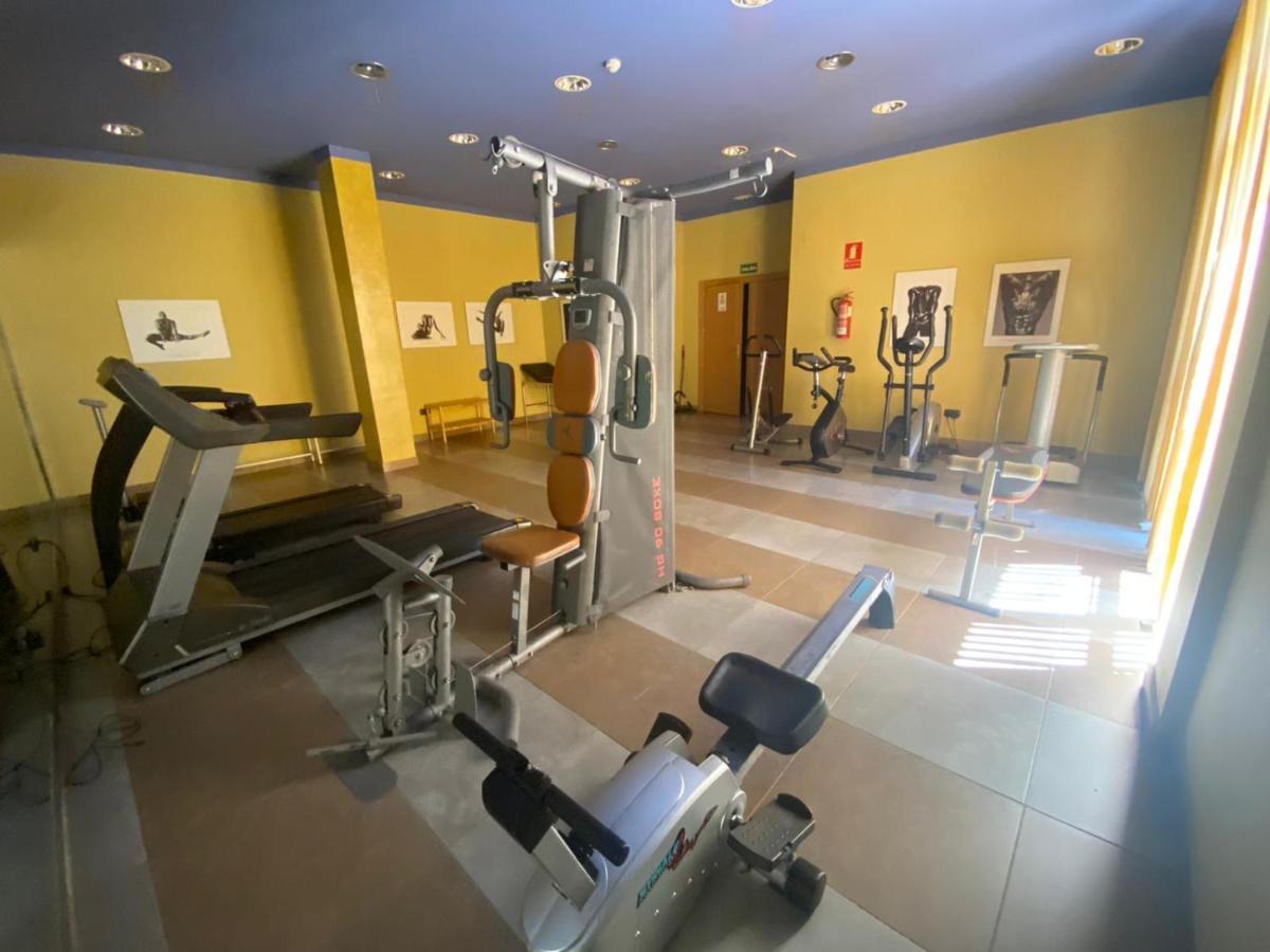 Hotel Montera Plaza Los Barrios Exterior photo